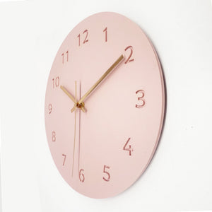 שעון קיר מעוצב לבית - דגם מספר - ורוד בהיר - ShapeMixer
