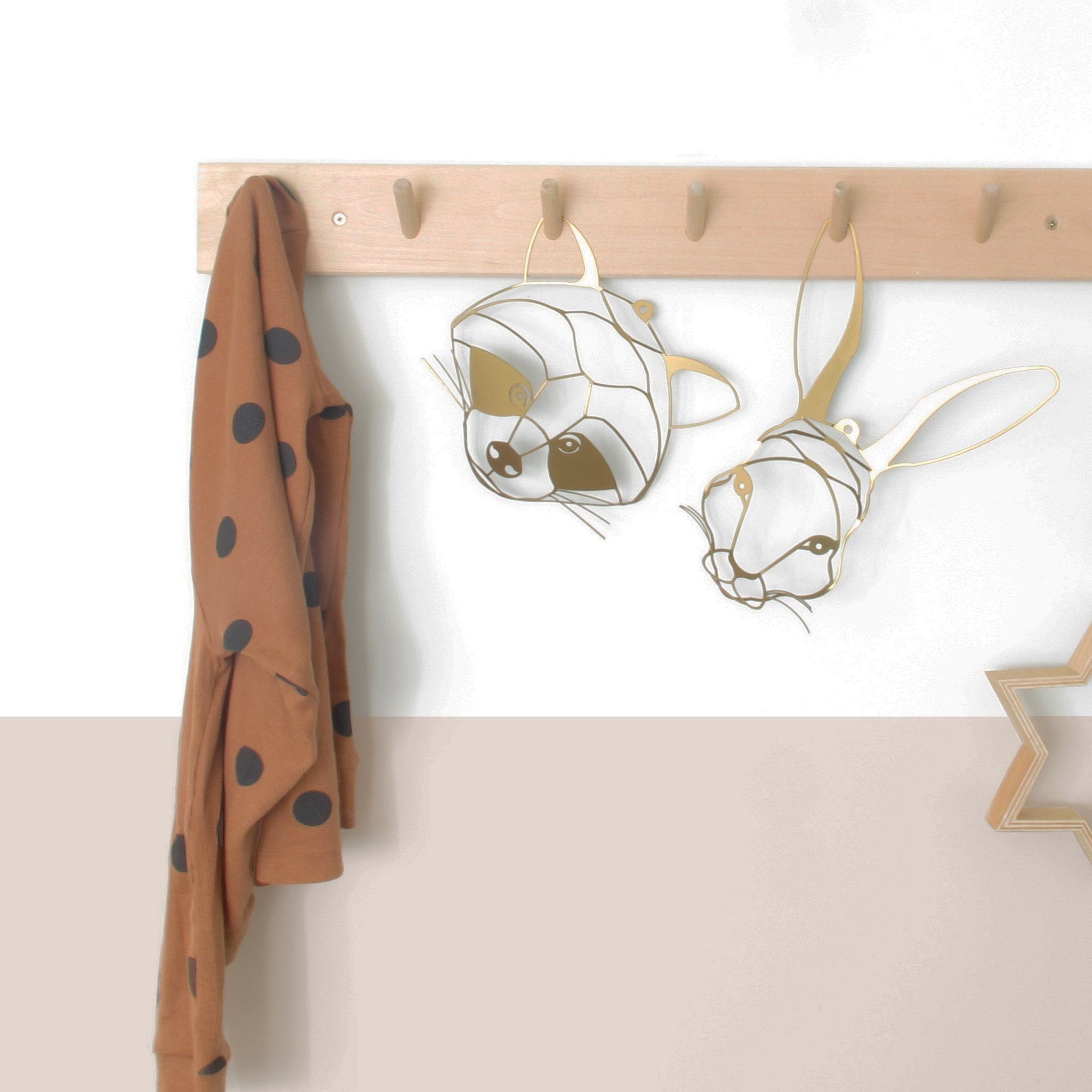 Pack of two Rabbit & Raccoon Heads to hang on the wall | Wall Decor ShapeMixer 